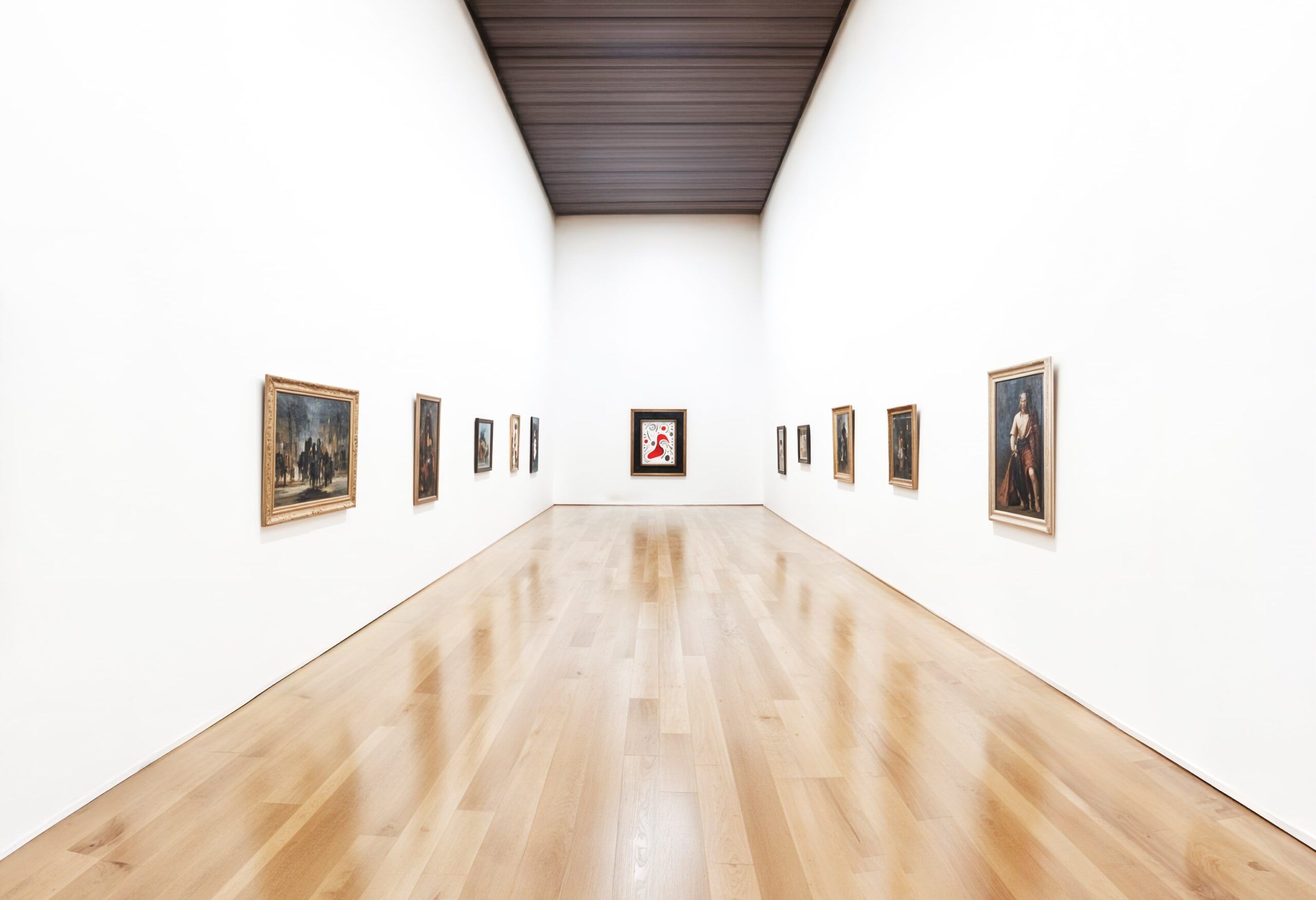 art-gallery-exhibition-with-paintings-min